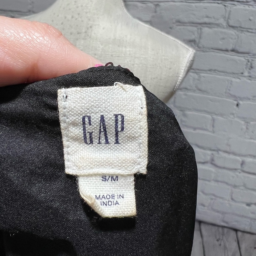 Gap Color Block Sequin Top Size S/M - image 8